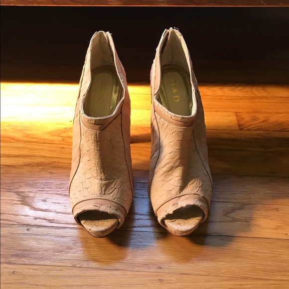 Be & D Platform Croc Skin Booties NWOB Sz10US40EUR - Picture 2 of 8